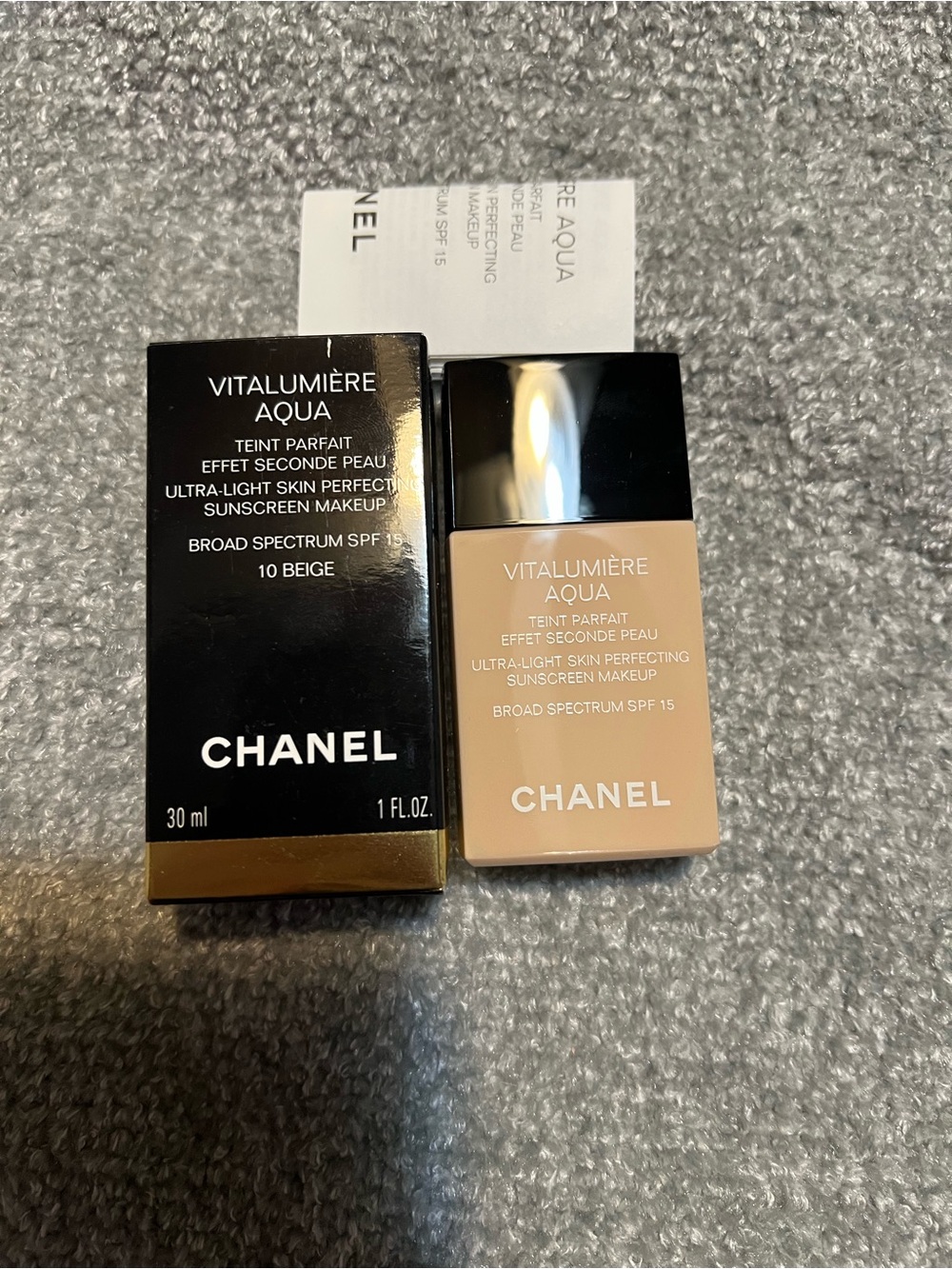 CHANEL Vitalumière Aqua Sunscreen Makeup - 10 Beige